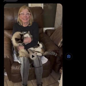 Meet your Posher, Sandra